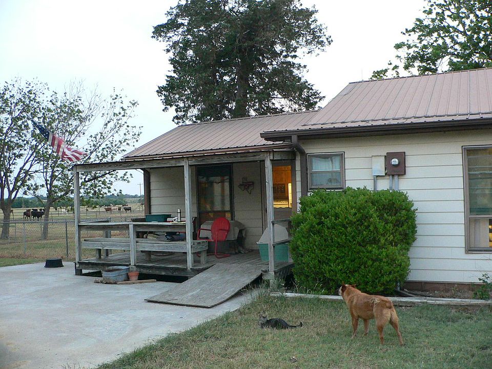 1st image of 3815 County Road 104