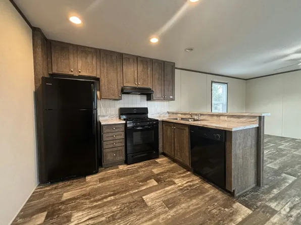 43627 W Morgan Ct #208, Harrison Township, MI 48045