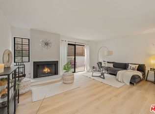 1532 9th St UNIT 2, Santa Monica, CA 90401