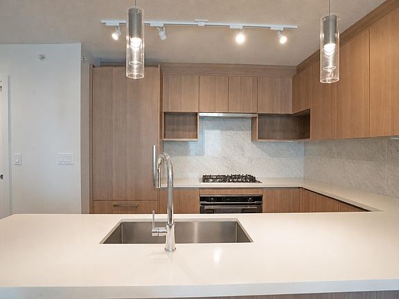 2nd image of 13750 100th Ave #3706