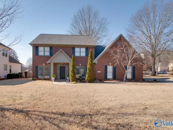 2702 Bransford Trl SE, Owens Cross Roads, AL 35763