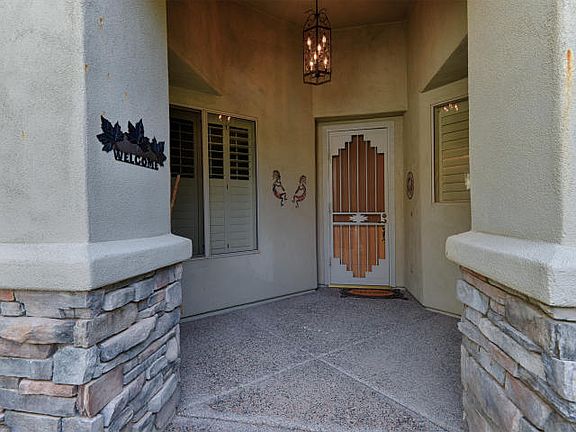 3rd image of 9243 N Summer Hill Blvd