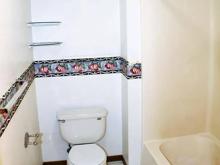 1040 Duchess Dr #7 — Photo 13