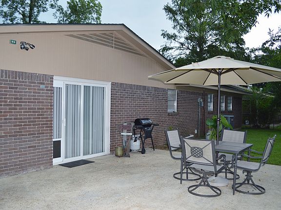 5th image of 713 Watson Dr