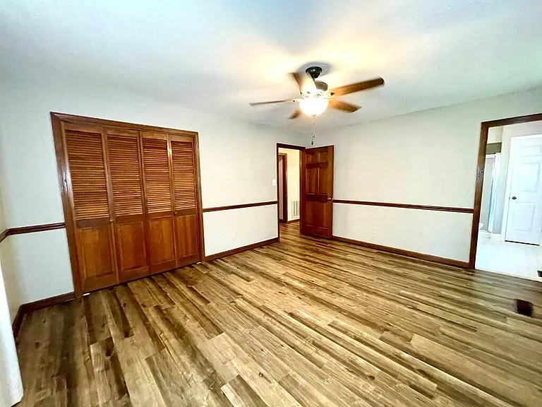 205 Browning Pl — Photo 11
