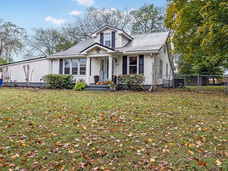 1st image of 310 Crest Dr