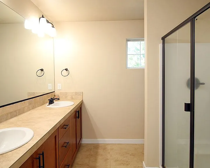 420 SW 204th Ter — Photo 19