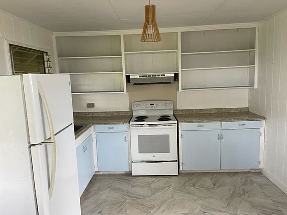 4th image of 2000 Ainaola Dr