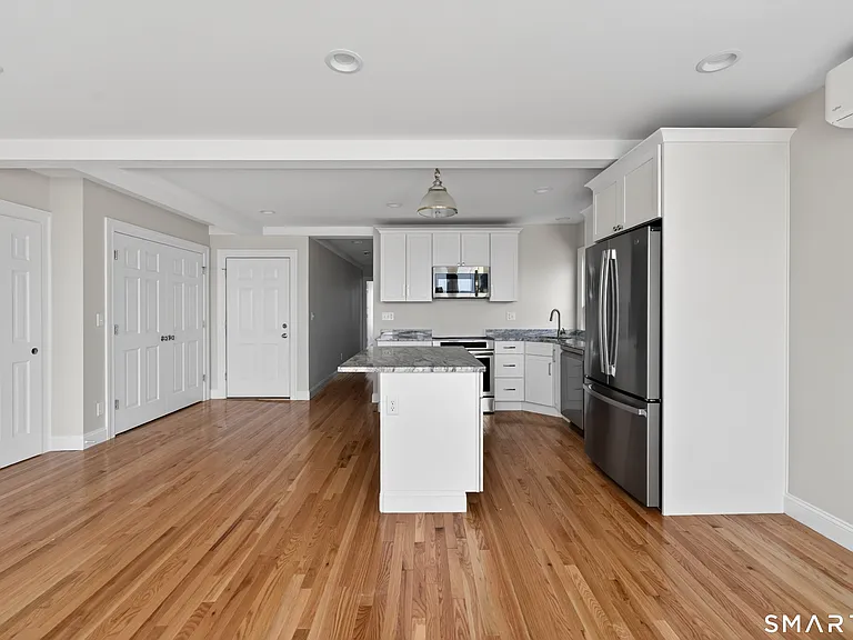 138 Bank St #2A — Photo 11