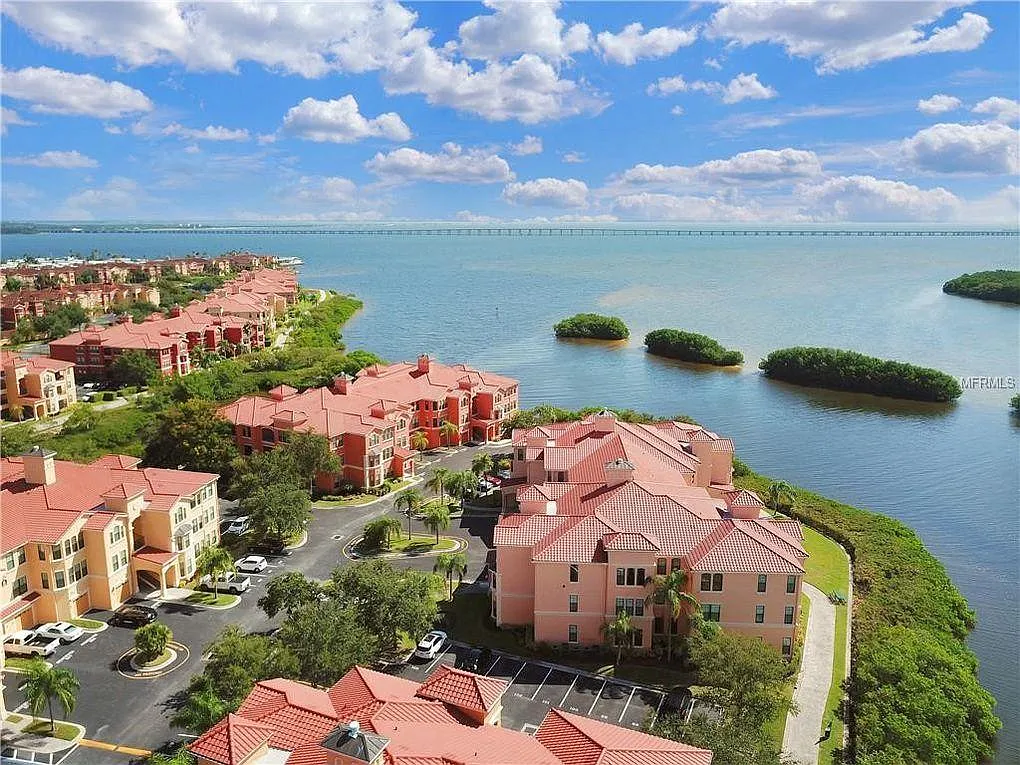 2732 Via Murano — Photo 3