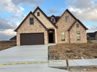 3910 Uzma Wood St, Beaumont, TX 77706