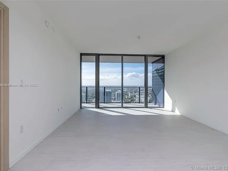 1000 Brickell Plz #2904 — Photo 10