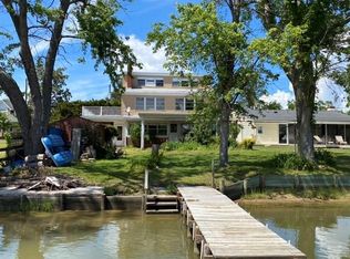 698 Travelers Rest Rd, Hague, VA 22469