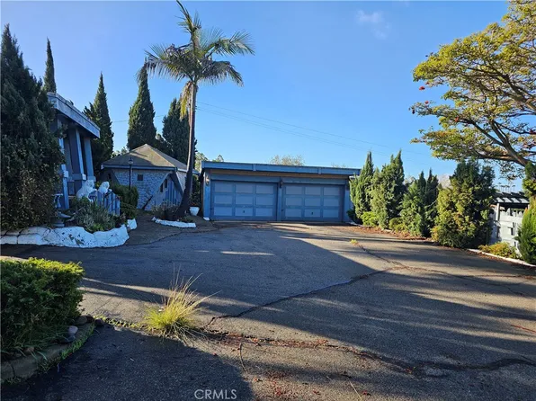 2830 E Vista Way, Vista, CA 92084