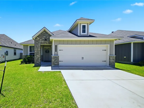 1925 Chief St, Bryan, TX 77807