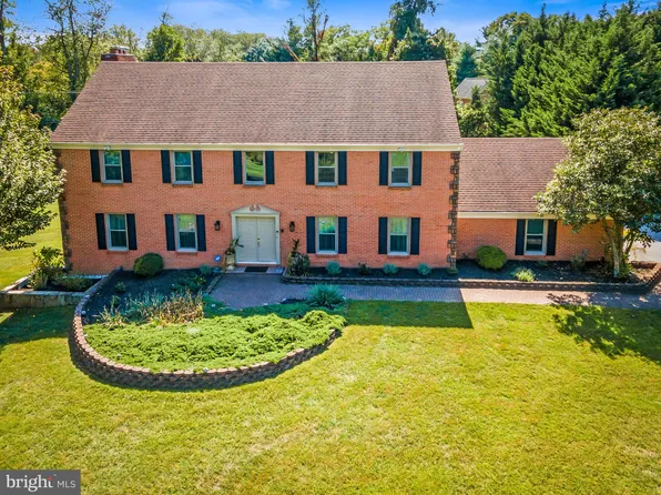 3103 Woodvalley Dr, Baltimore, MD 21208