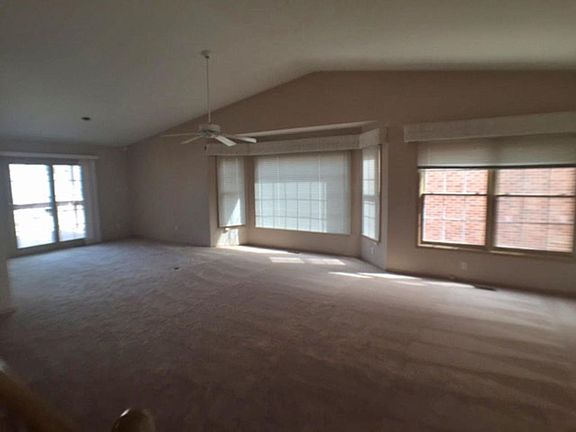 Vaulted Living Areas