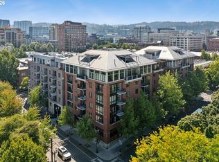 1030 NW Johnson St APT 323, Portland, OR 97209