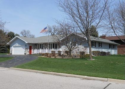 1st image of 649 N Edgewood Ave