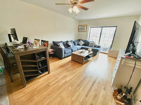 5th image of 30-45 32nd St #3