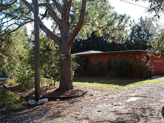3rd image of 23462 Patera Ave