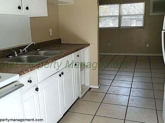 3rd image of 1202 E Chilkoot Ave APT A