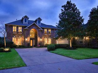 1210 Lake Estates Ct, Sugar Land, TX 77498