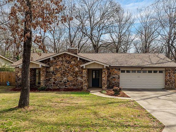 2nd image of 10 Forrest Ln