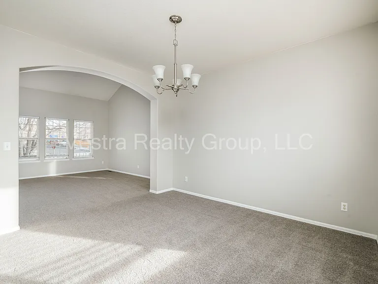 5193 S Liverpool Way — Photo 7