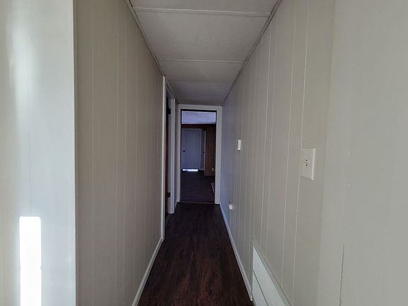 5th image of 11 Birch Cres #5