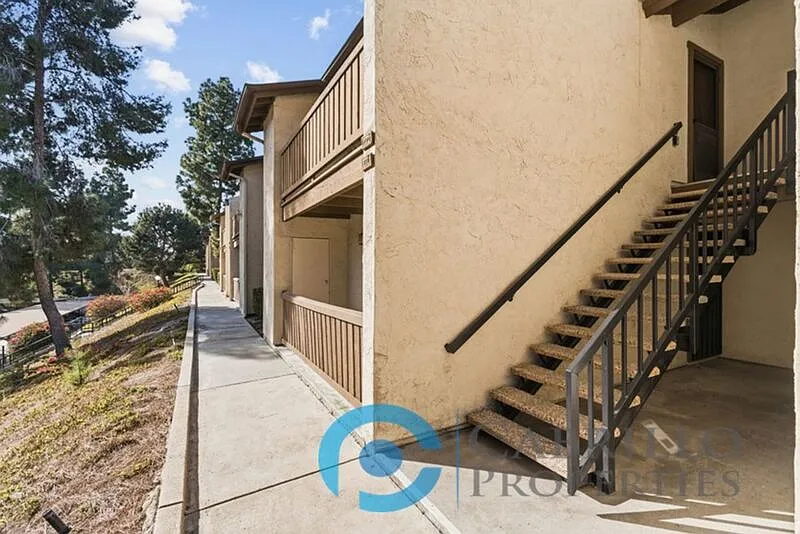1 bed, 1.0 bath, 686 sqft, $2,195 — Photo 2
