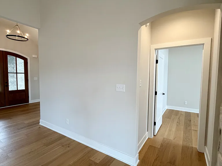 204 Crest Ridge Ct — Photo 20