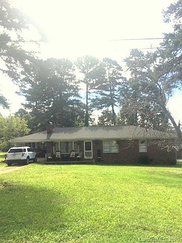 2nd image of 1380 Greenwood Rd