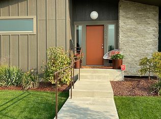 2524 W Bridge Ave, Spokane, WA 99201