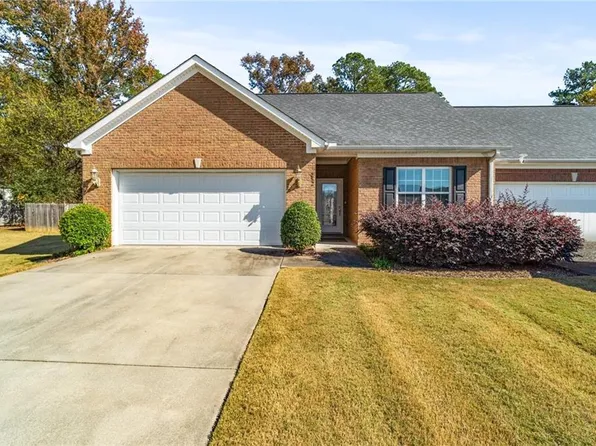 252 Blackwood Pl SE, Calhoun, GA 30701