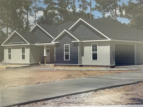 200 W Melody Dr, Jesup, GA 31545