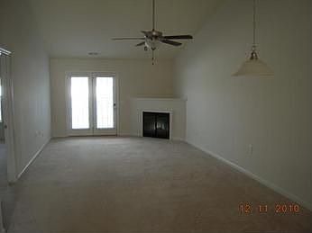 2nd image of 3261 Hyde Place Cir