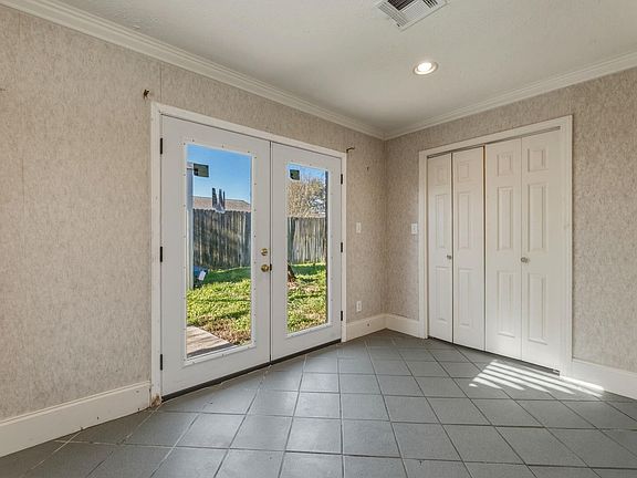 4th image of 5211 Court Rd