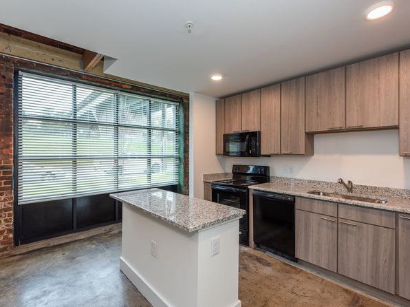 908 Oliver Hill Way #404