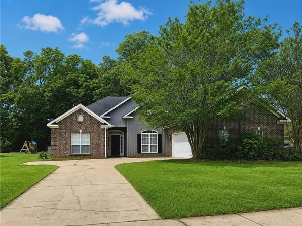 10265 Southland Way, Semmes, AL 36575
