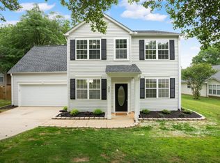 227 Silverbell Dr, Boiling Springs, SC 29316