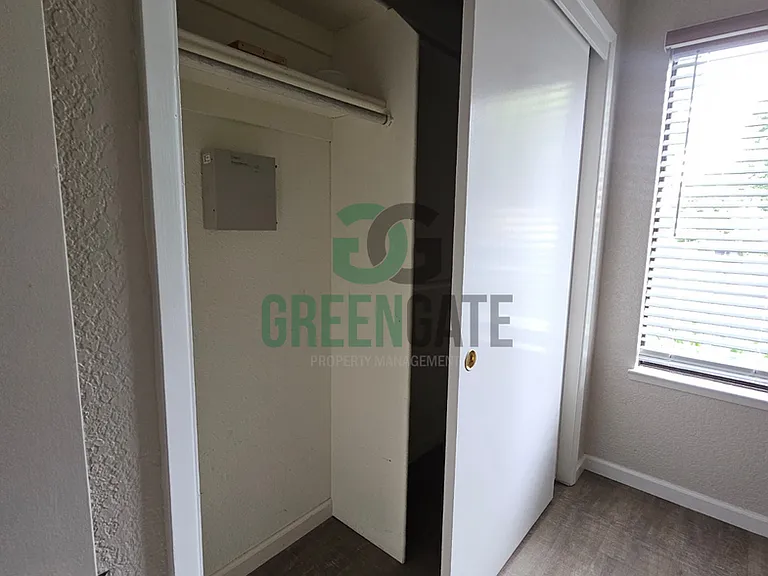 1108 Cedar Creek Dr #1 — Photo 37