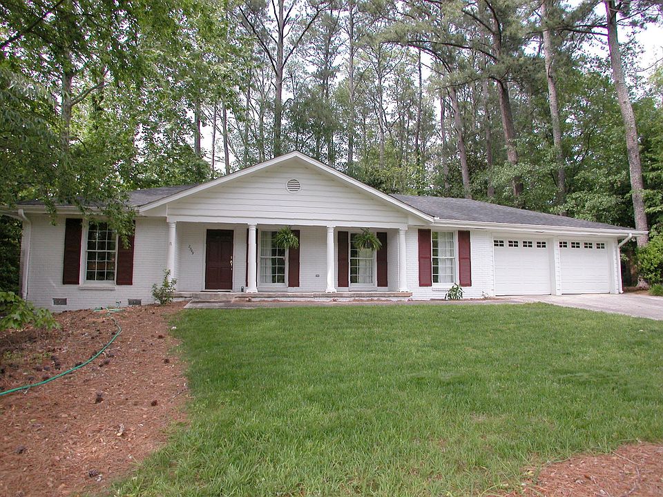 1st image of 2349 Tuxedo Dr SE