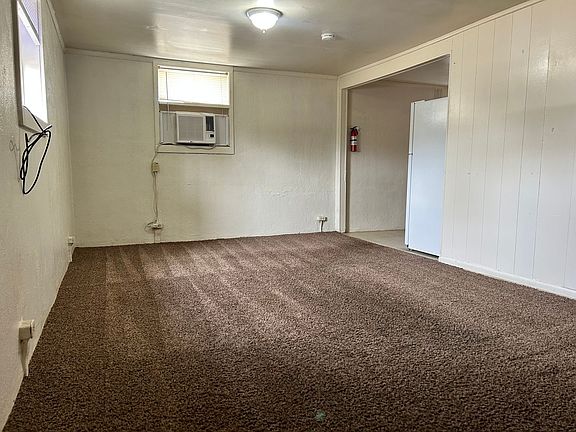 3rd image of 305 E Grandview Dr APT 3