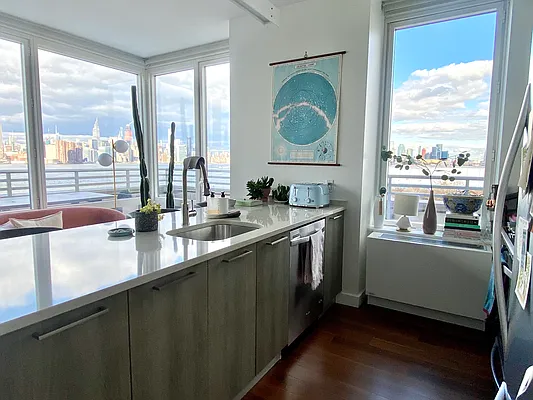 Rented by NY Living Solutions | media 15