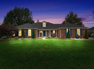 153 Cross Timbers Ln, Saint Charles, MO