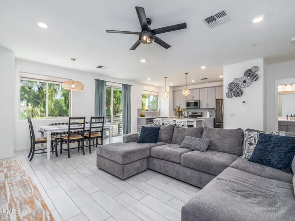 300 N GILA SPRINGS Boulevard #212, Chandler, AZ 85226