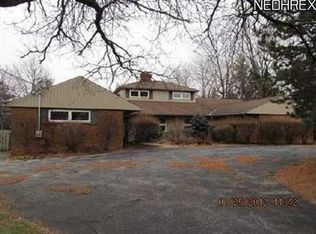 2521 Richmond Rd, Beachwood, OH 44122