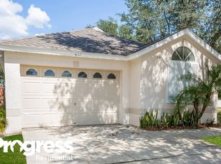 617 Cape Cod Cir, Valrico, FL 33594