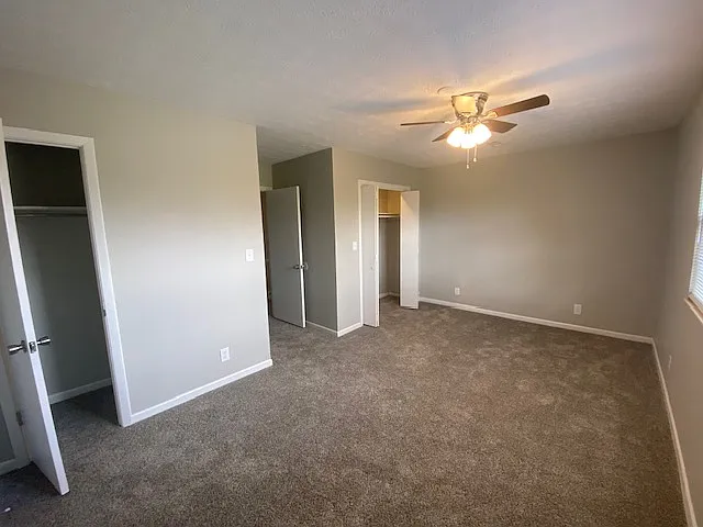 918 Naomi Dr — Photo 3